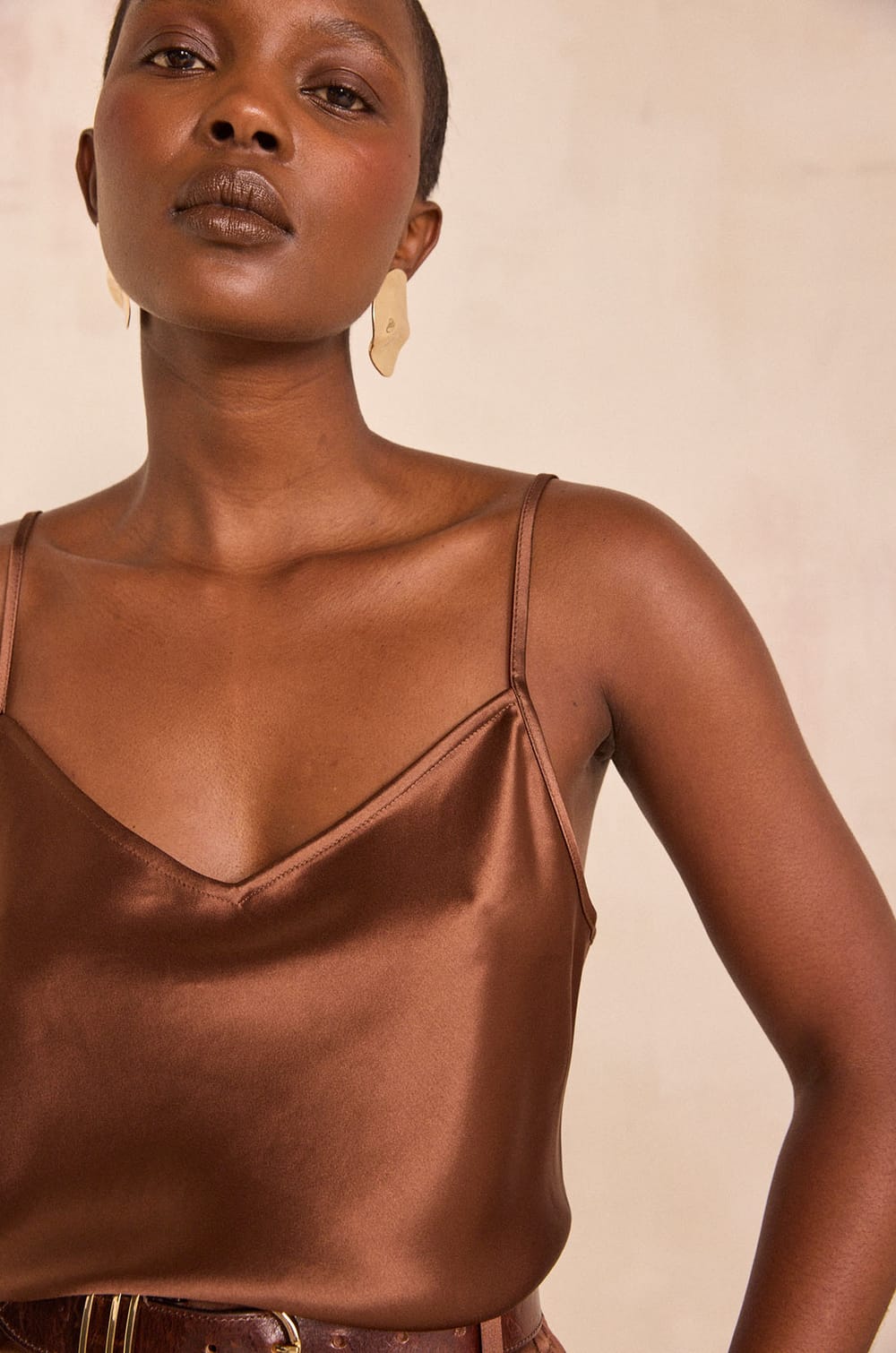 Satin top with thin straps MARJOLAINE;${refinementColor}