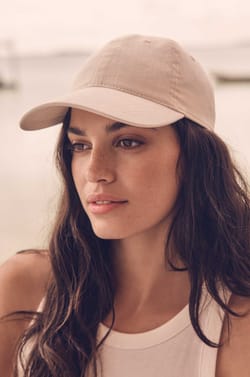 Cotton cap HANIA;${refinementColor}