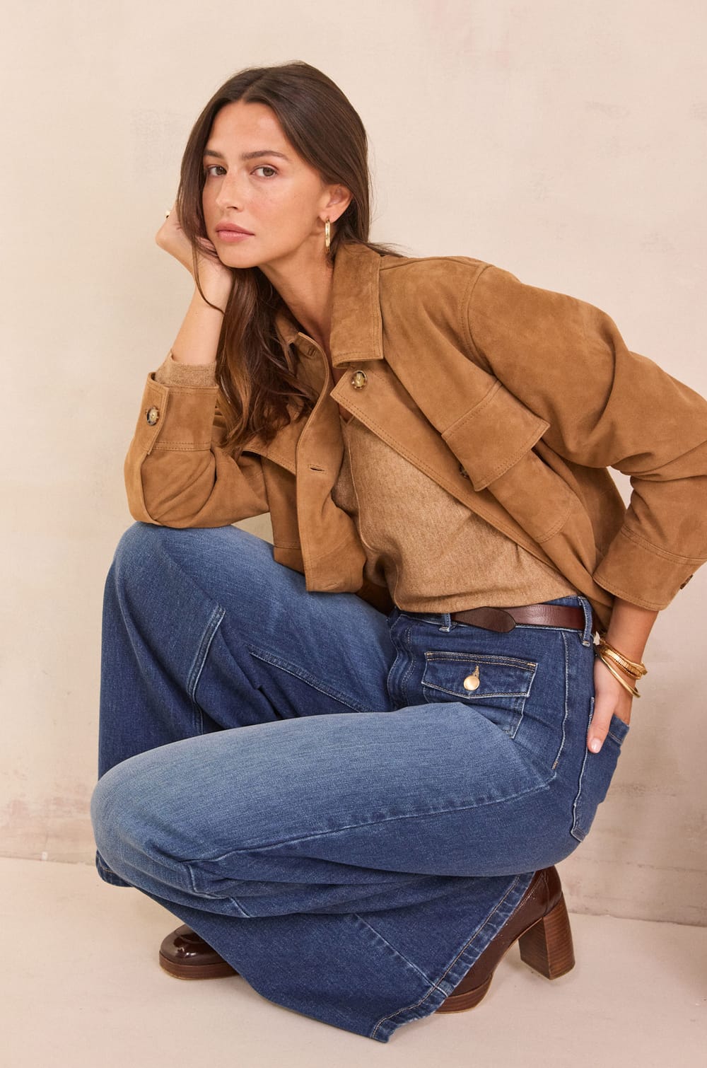 V-neck wool jumper PITT;${refinementColor}