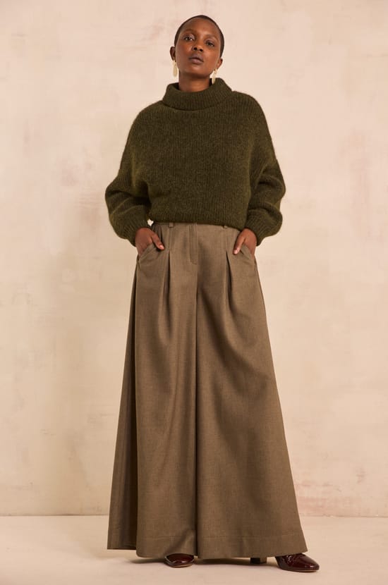 Pantalon large &agrave; pinces LUCE;${refinementColor}