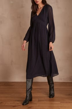 Robe LAURIANE;${refinementColor}