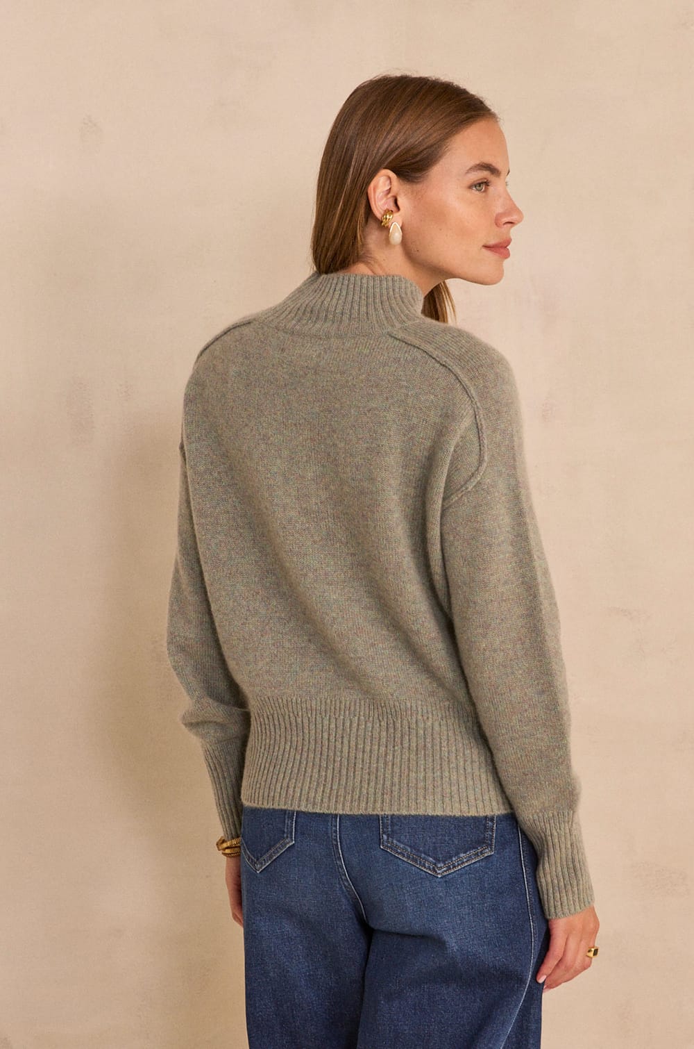 BRADLEY long sleeve cashmere 4-ply sweater;${refinementColor}