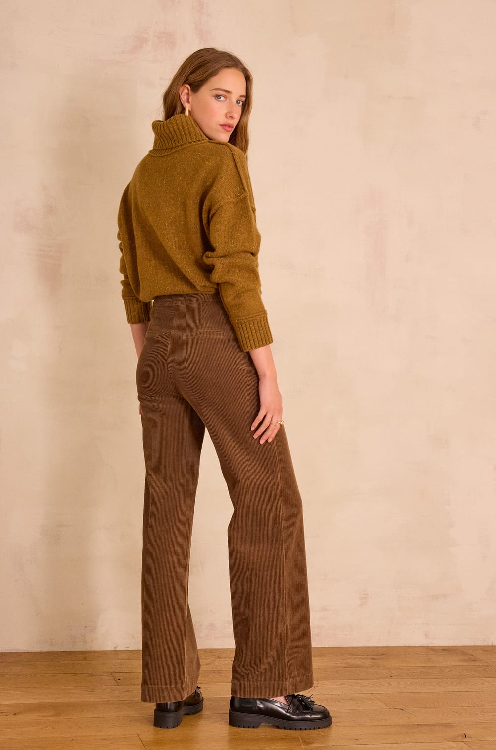 OXAN high-waisted wide-leg corduroy trousers;${refinementColor}