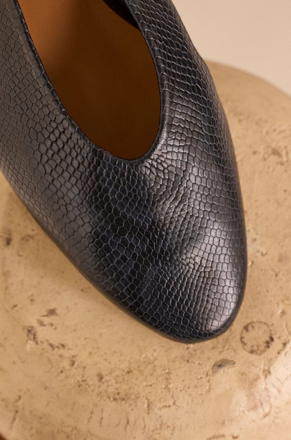 Ballerines plates en cuir MONA;${refinementColor}
