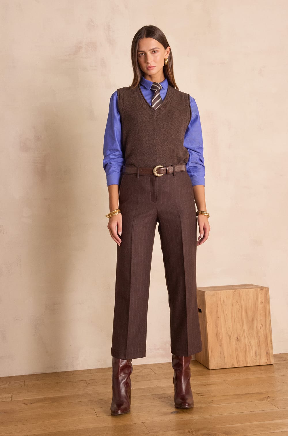 ESMERALDA Oxford shirt in 100% cotton;${refinementColor}