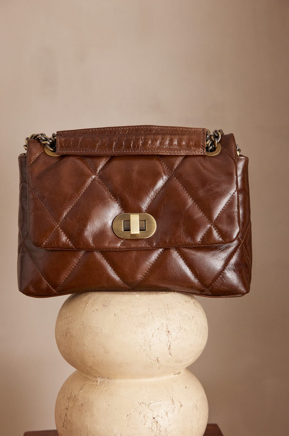 GABY leather bag;${refinementColor}