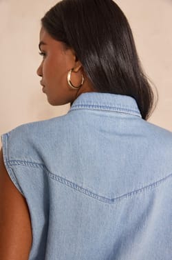 Sleeveless denim cotton blouse MACAO;${refinementColor}