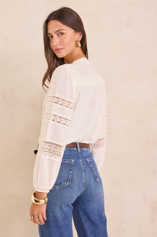 Blouse with floral embroidery in 100% cotton DENIA;${refinementColor}