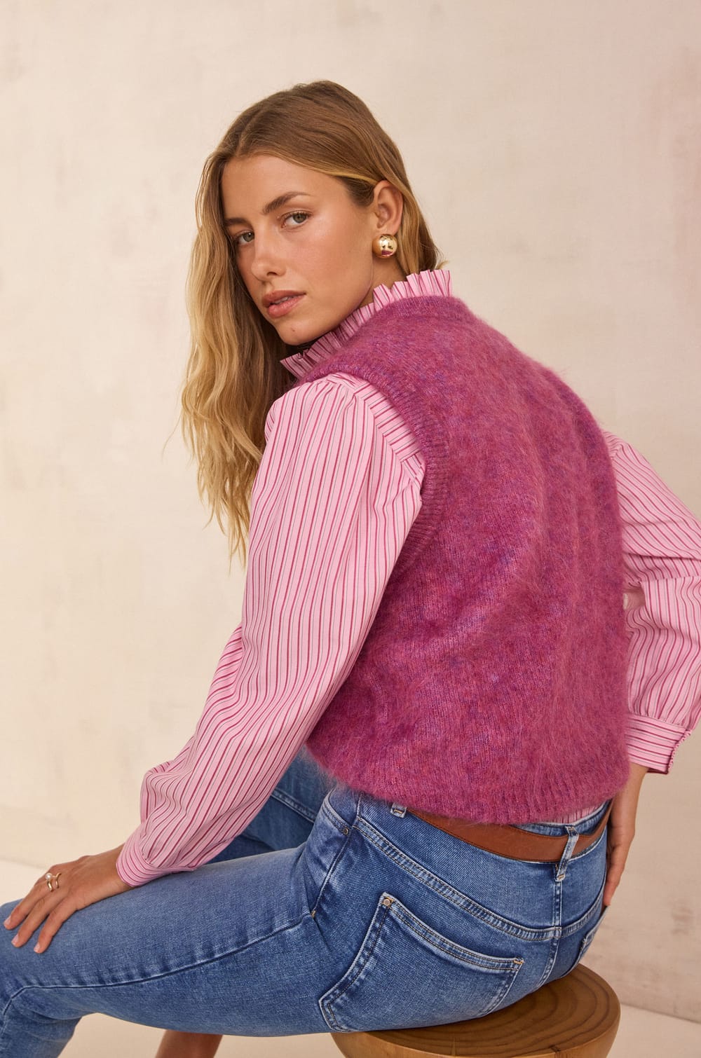 LOULOU sleeveless mohair cardigan;${refinementColor}