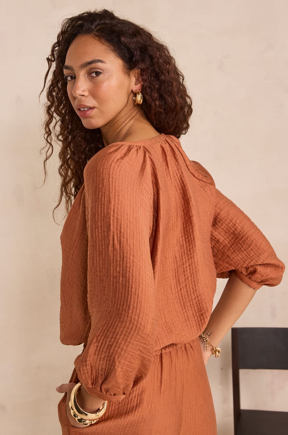 Fluid blouse with 3/4 sleeves DRAYA;${refinementColor}