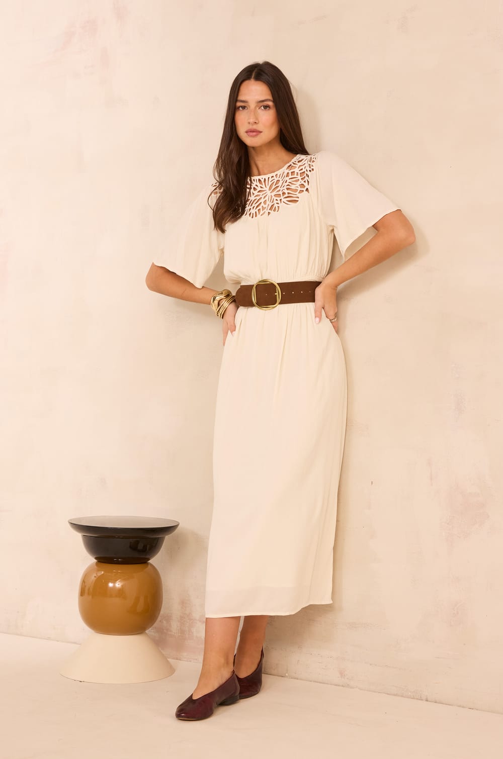 Flowy dress with lace PERFECT;${refinementColor}