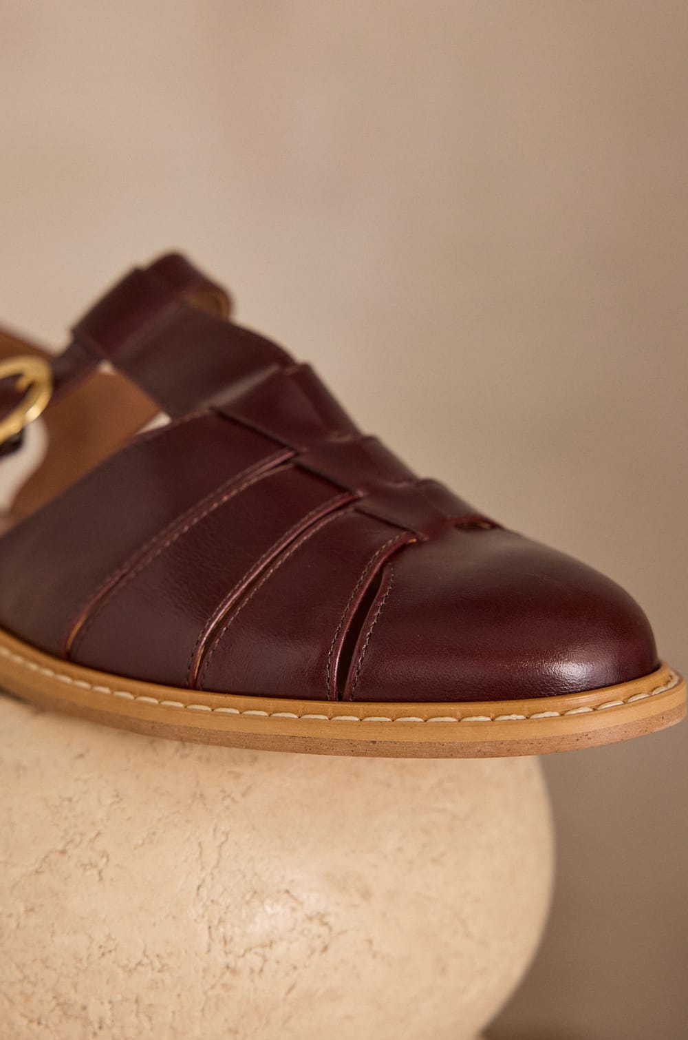 100% leather SULLIVAN sandals;${refinementColor}