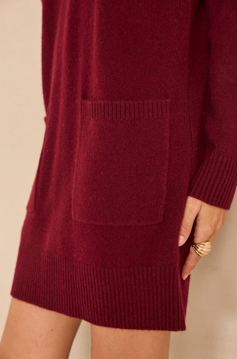 BENIE sweater dress;${refinementColor}