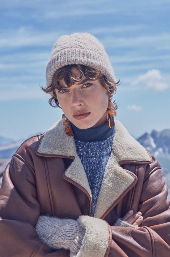 HADAMO cable knit hat;${refinementColor}