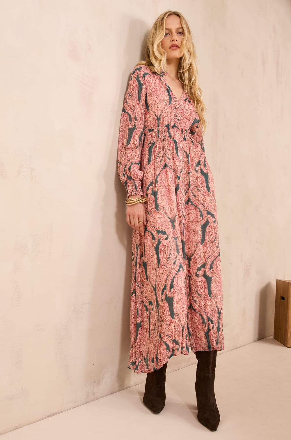 Flowing printed dress PASTEL;${refinementColor}