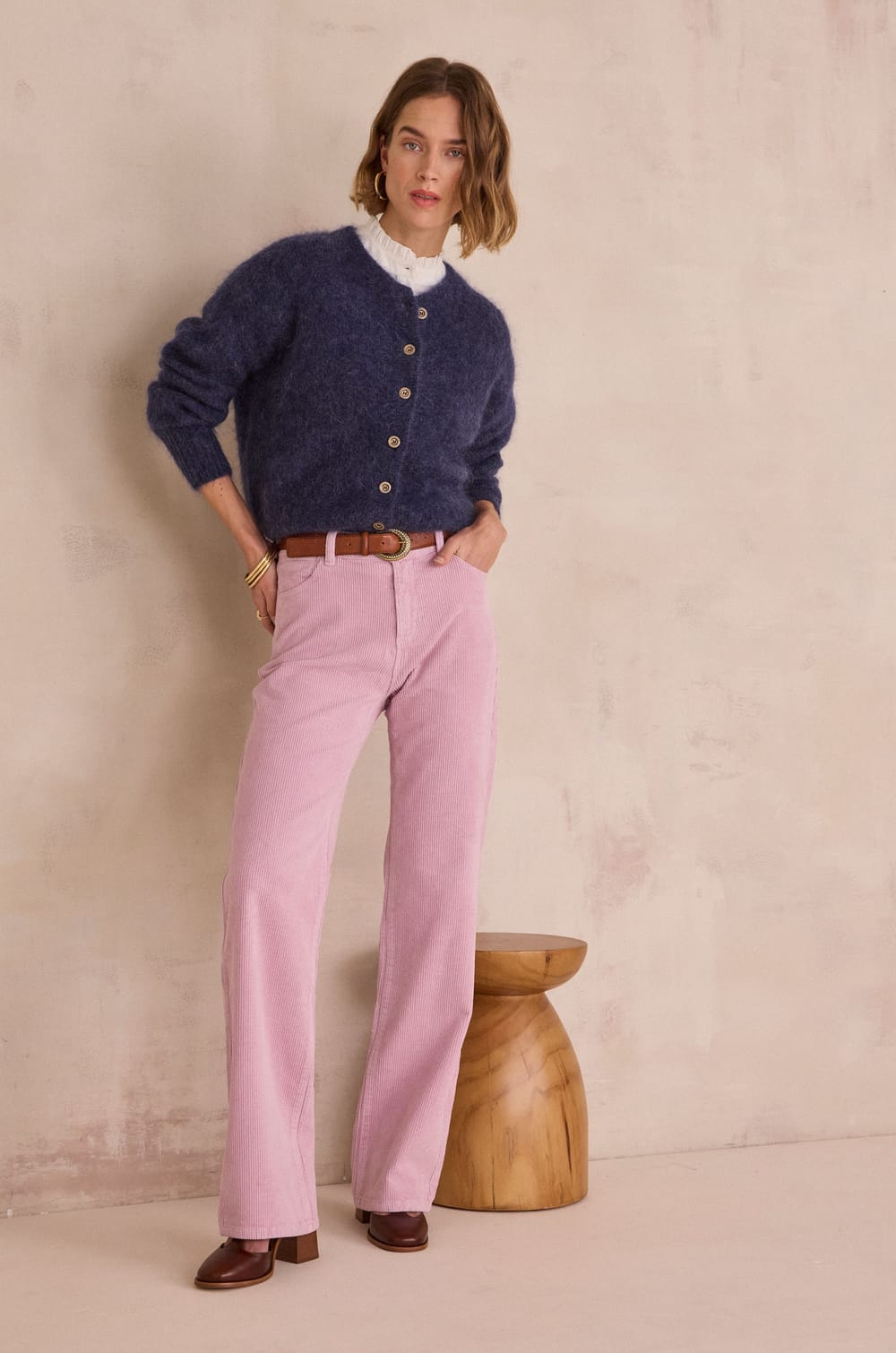 Pantalon en velours c&ocirc;tel&eacute; FIDJI;${refinementColor}