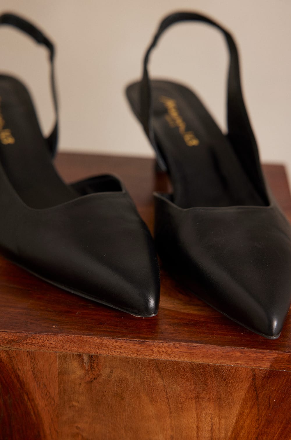 Escarpin VADIM en cuir;${refinementColor}