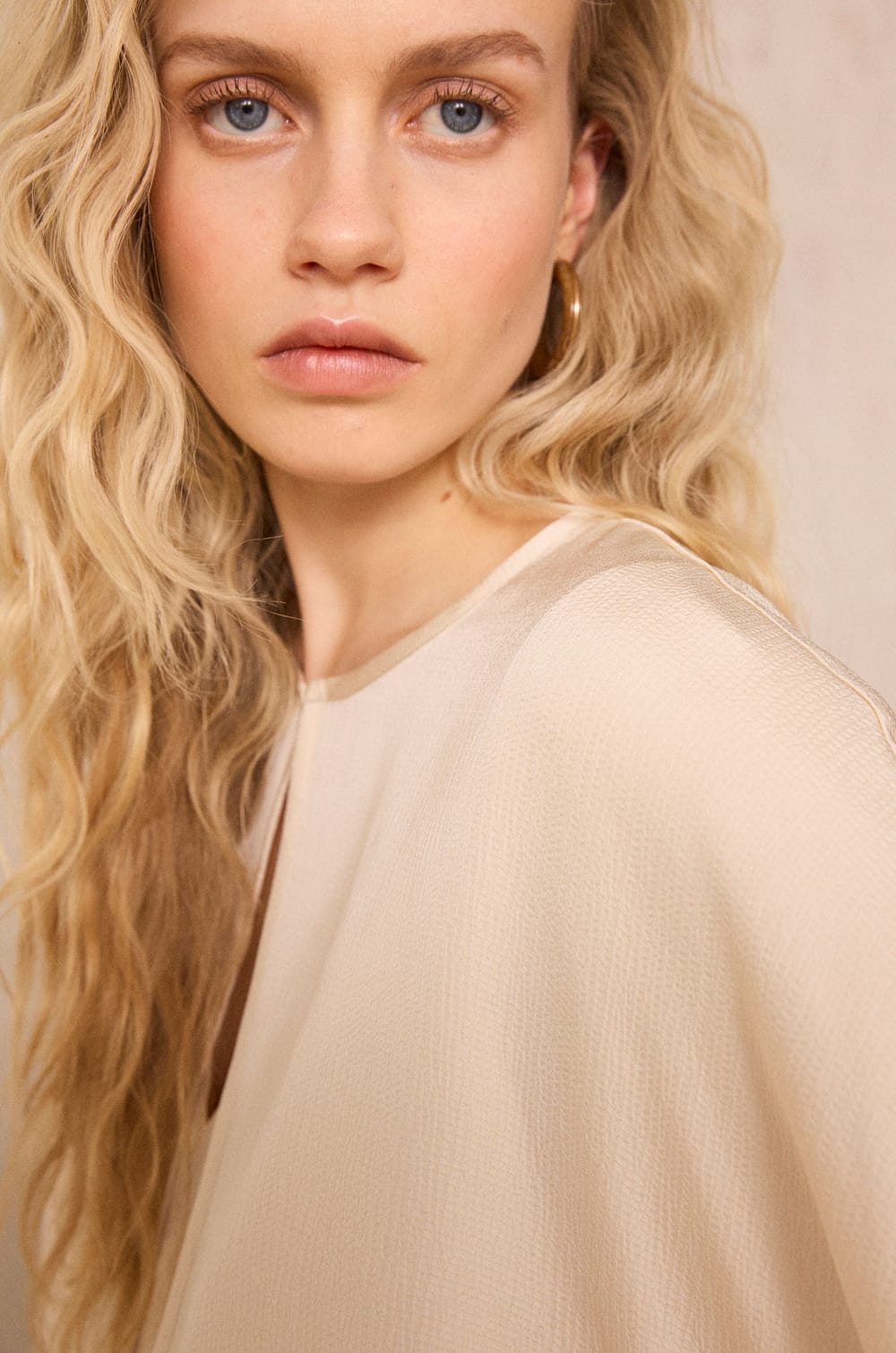 Open blouse with 3/4 sleeves DINO;${refinementColor}