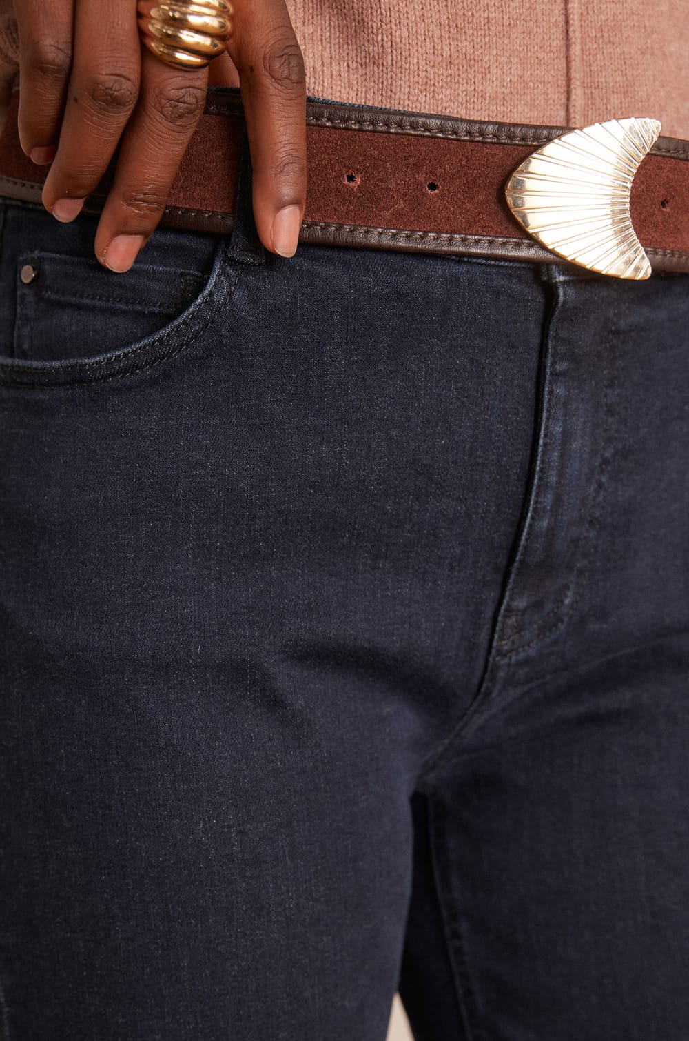 LOU slim jeans in denim;${refinementColor}