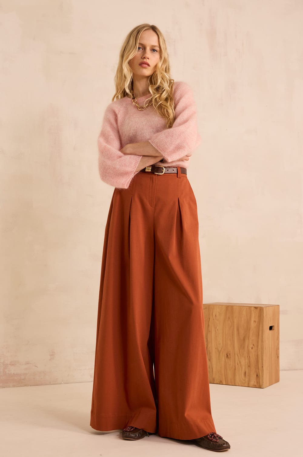 Loose fit cotton blend pants LUCE;${refinementColor}