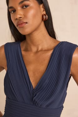 Robe droite BECCA ;${refinementColor}