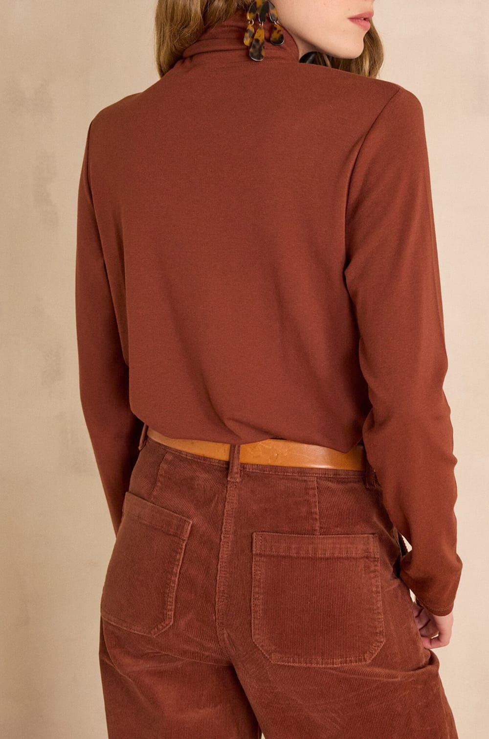 T-shirt col roul&eacute; en coton FERGUIE;${refinementColor}