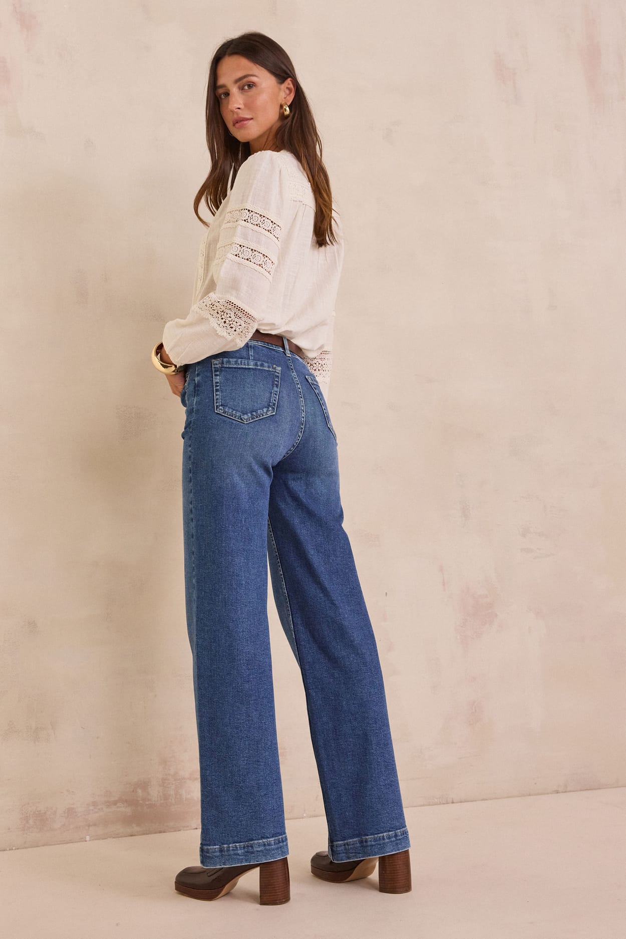 REBECCA Wide Leg Jeans;${refinementColor}
