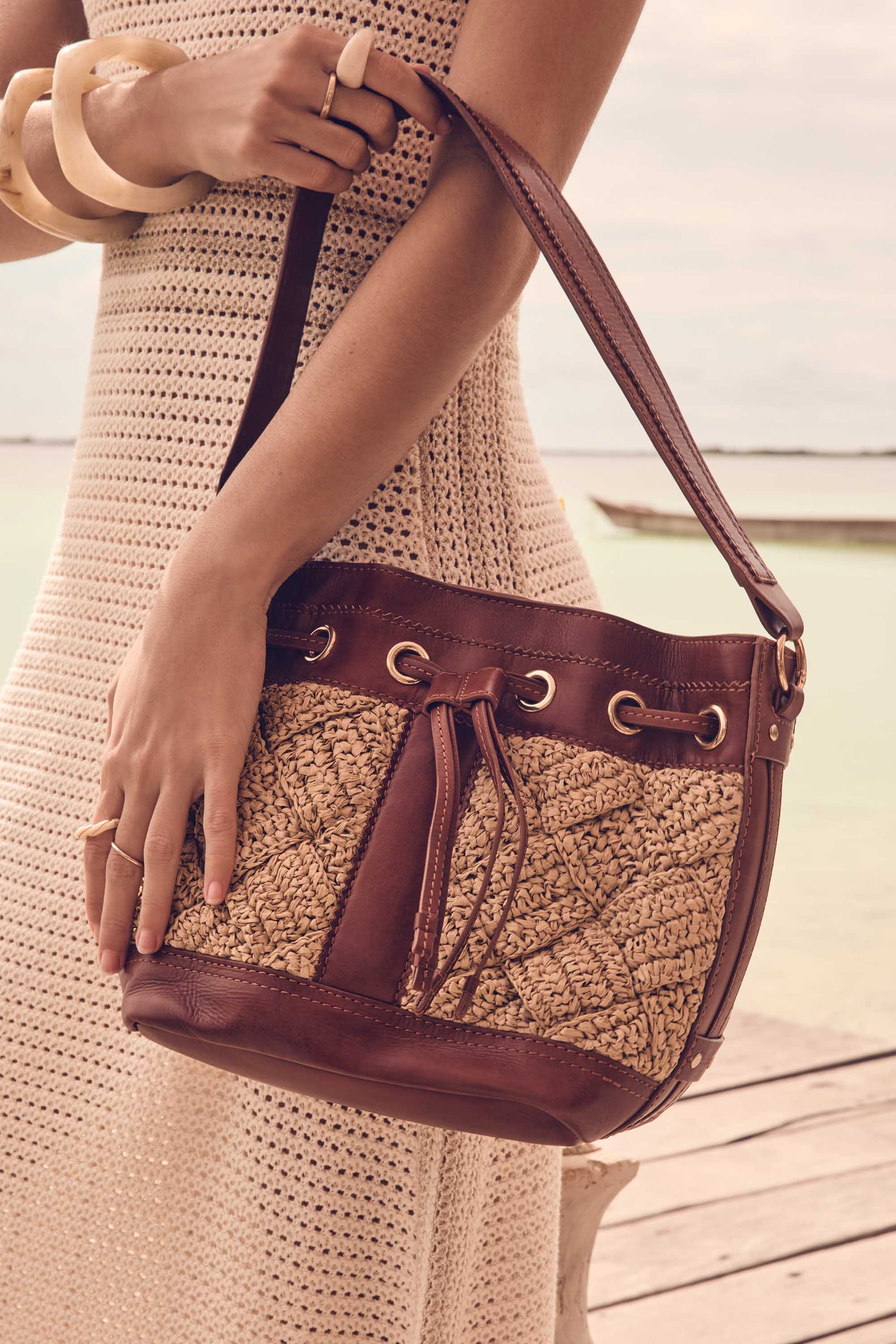 MAX leather and raffia bucket bag woman | CHOCOLATE | Maison 123