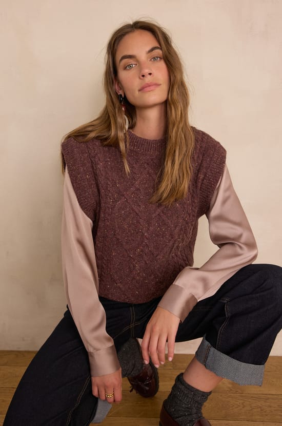 BALKIS sleeveless jumper in wool;${refinementColor}