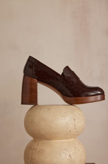 VIOLETTE leather heels;${refinementColor}