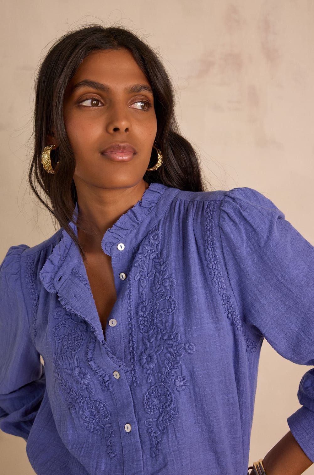 BROOKE blouse in 100% cotton;${refinementColor}