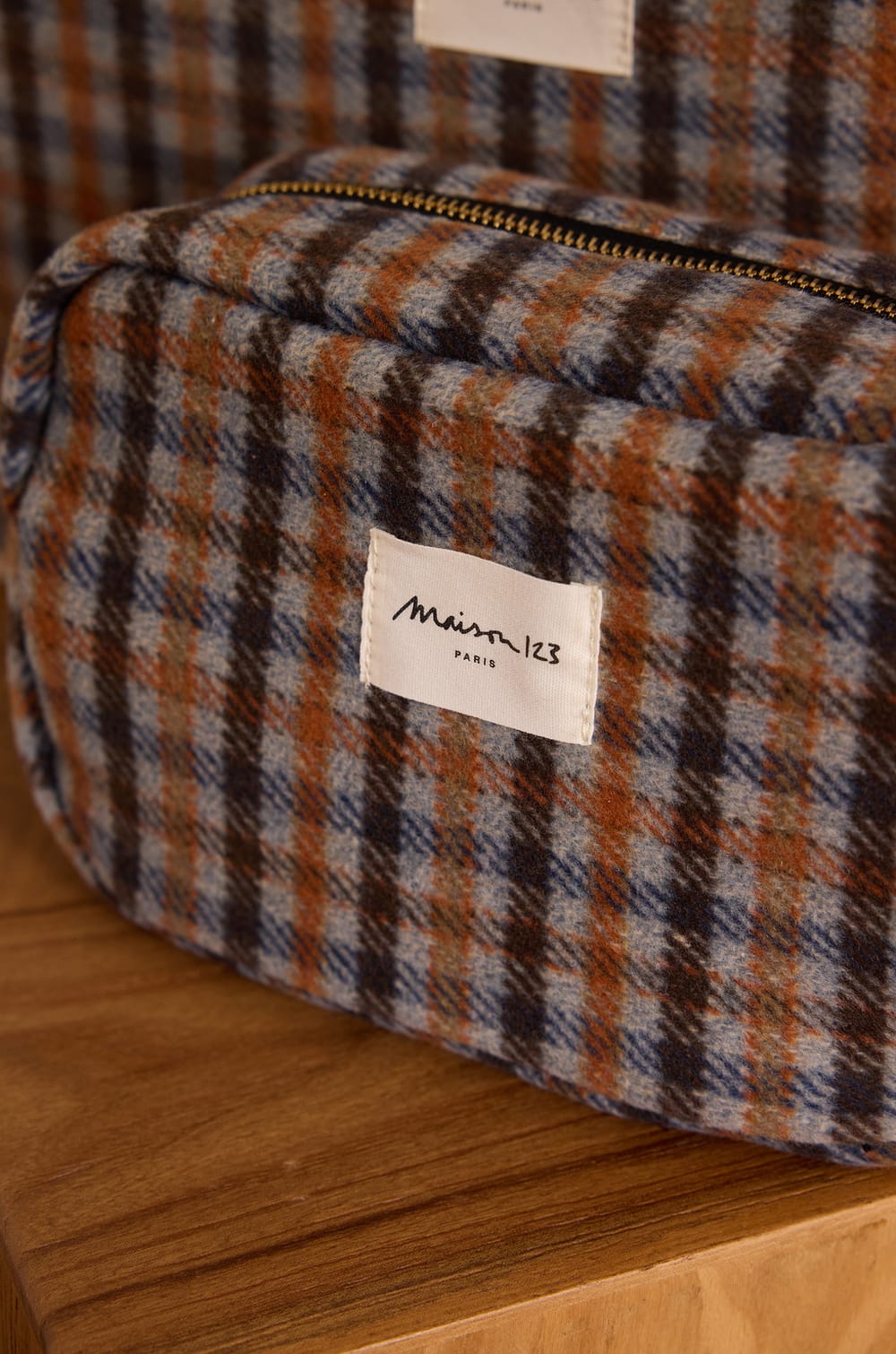LIAM tartan pattern toiletry bag;${refinementColor}