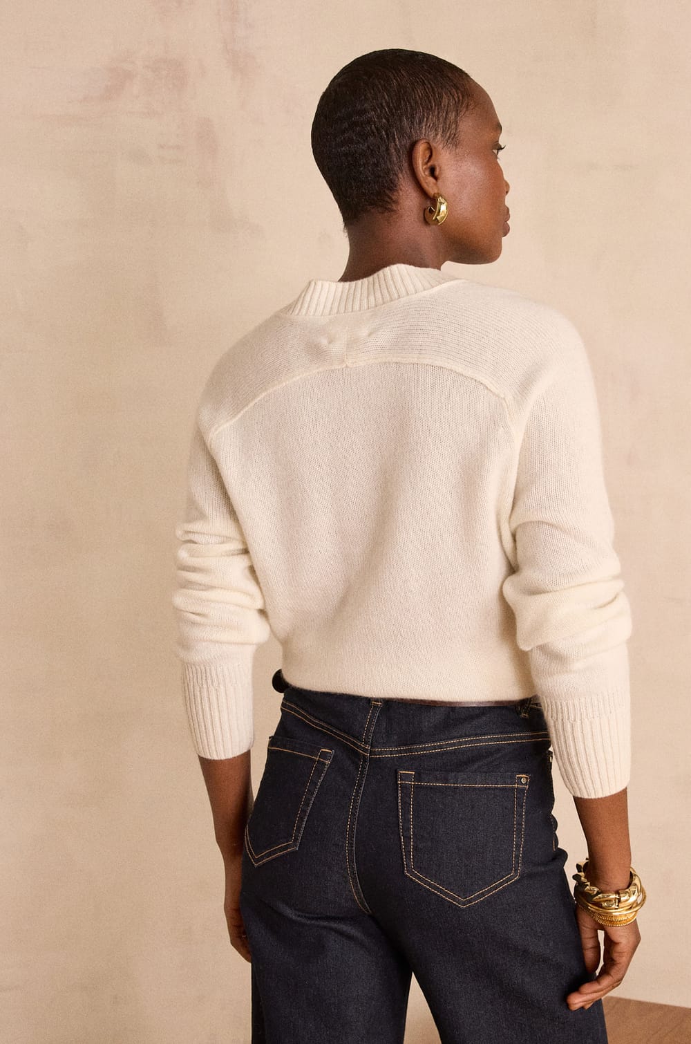 BRYTON 100% cashmere 4-ply V-neck jumper;${refinementColor}