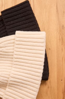 Cream wool beanie GREG;${refinementColor}