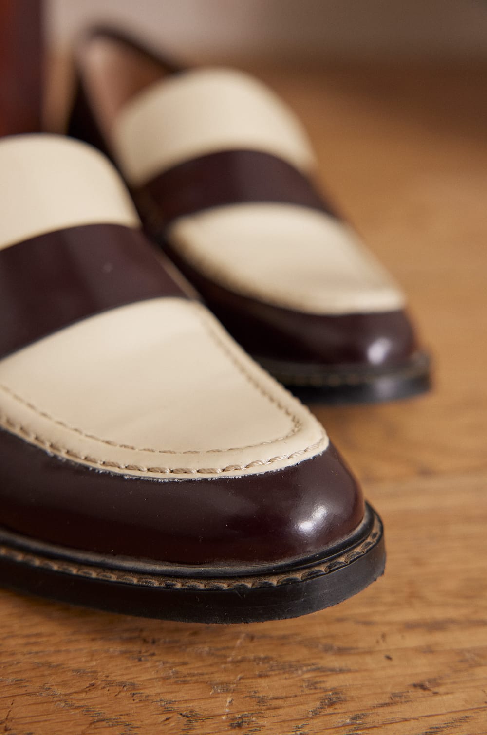 MARTIN loafers;${refinementColor}