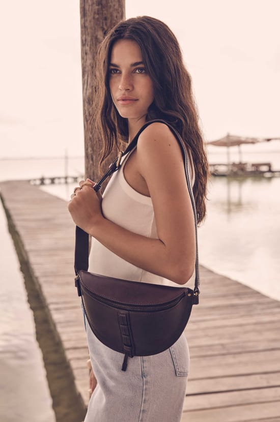 Sac banane en cuir MARCEL;${refinementColor}