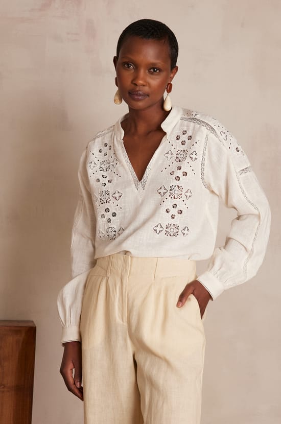 Bluse PAULINE aus 100% Baumwolle;${refinementColor}
