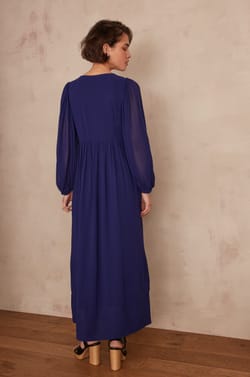 Robe LIVIA;${refinementColor}