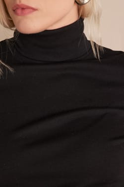 FERGUIE turtleneck T-shirt;${refinementColor}