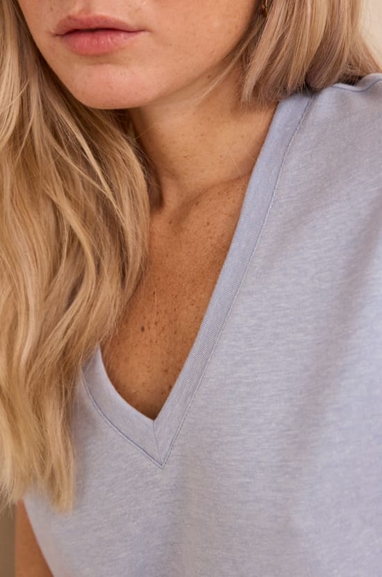 Sleeveless linen blend T-shirt LYNA;${refinementColor}