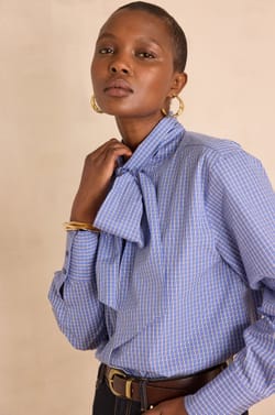 SANDRINE 100% cotton shirt with pussy bow collar;${refinementColor}