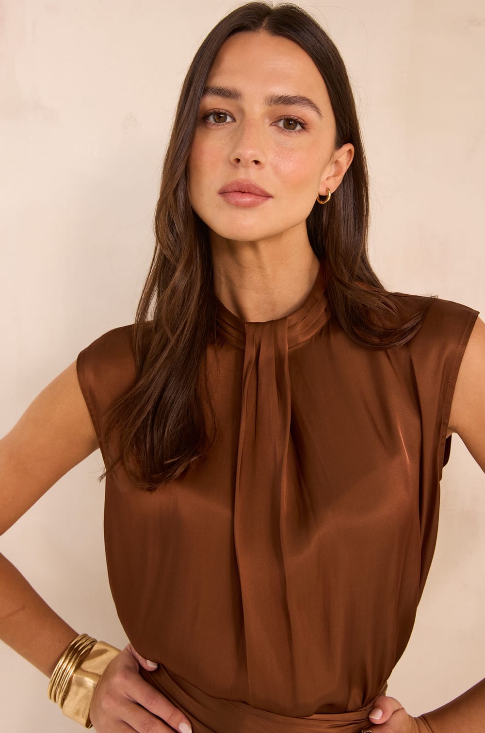 Sleeveless satin blouse MARLON;${refinementColor}