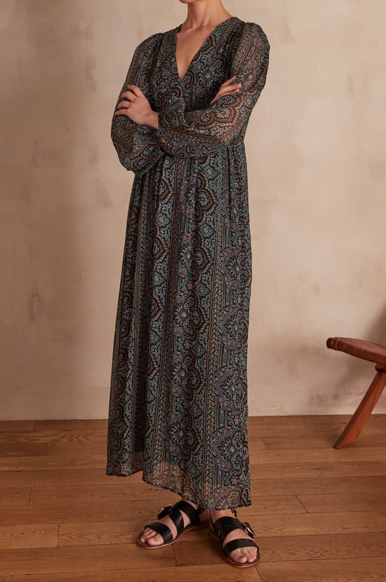 Robe LIVIANA;${refinementColor}