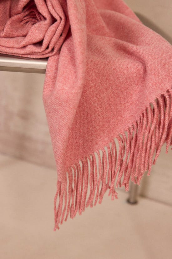 Woven pink scarf ROBIN;${refinementColor}
