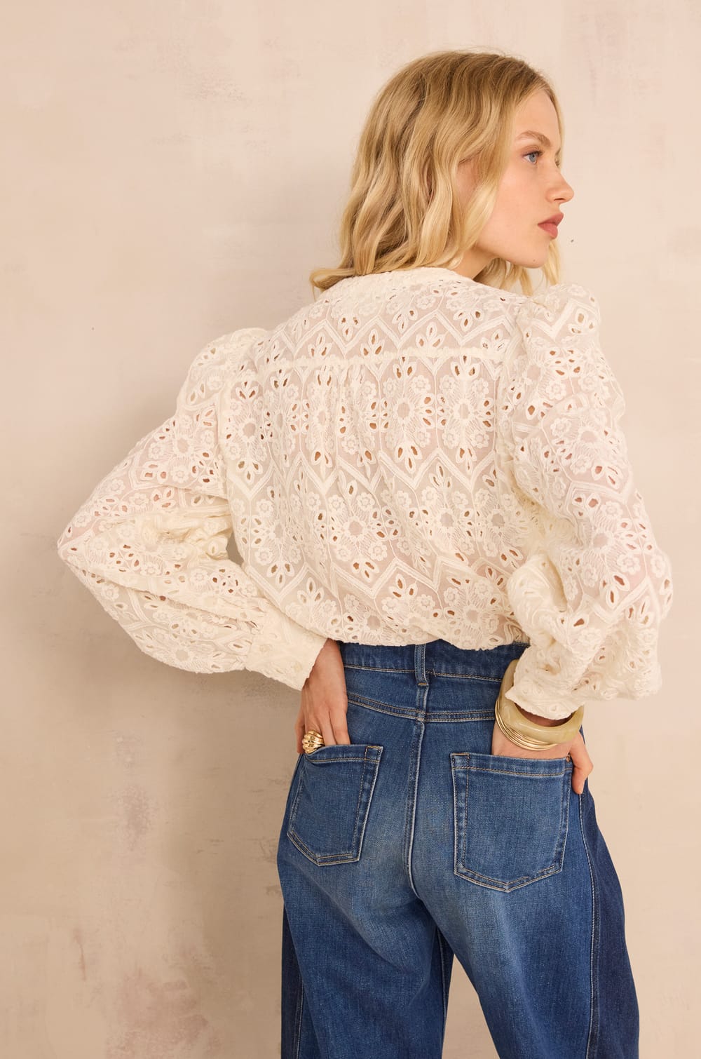 Long sleeve embroidered blouse CAMOMILE;${refinementColor}