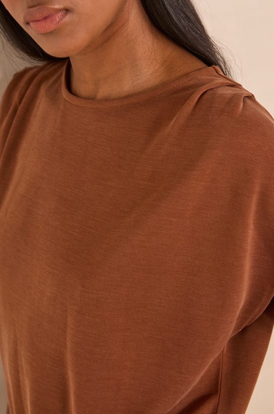 TIPHAINE sleeveless T-shirt;${refinementColor}
