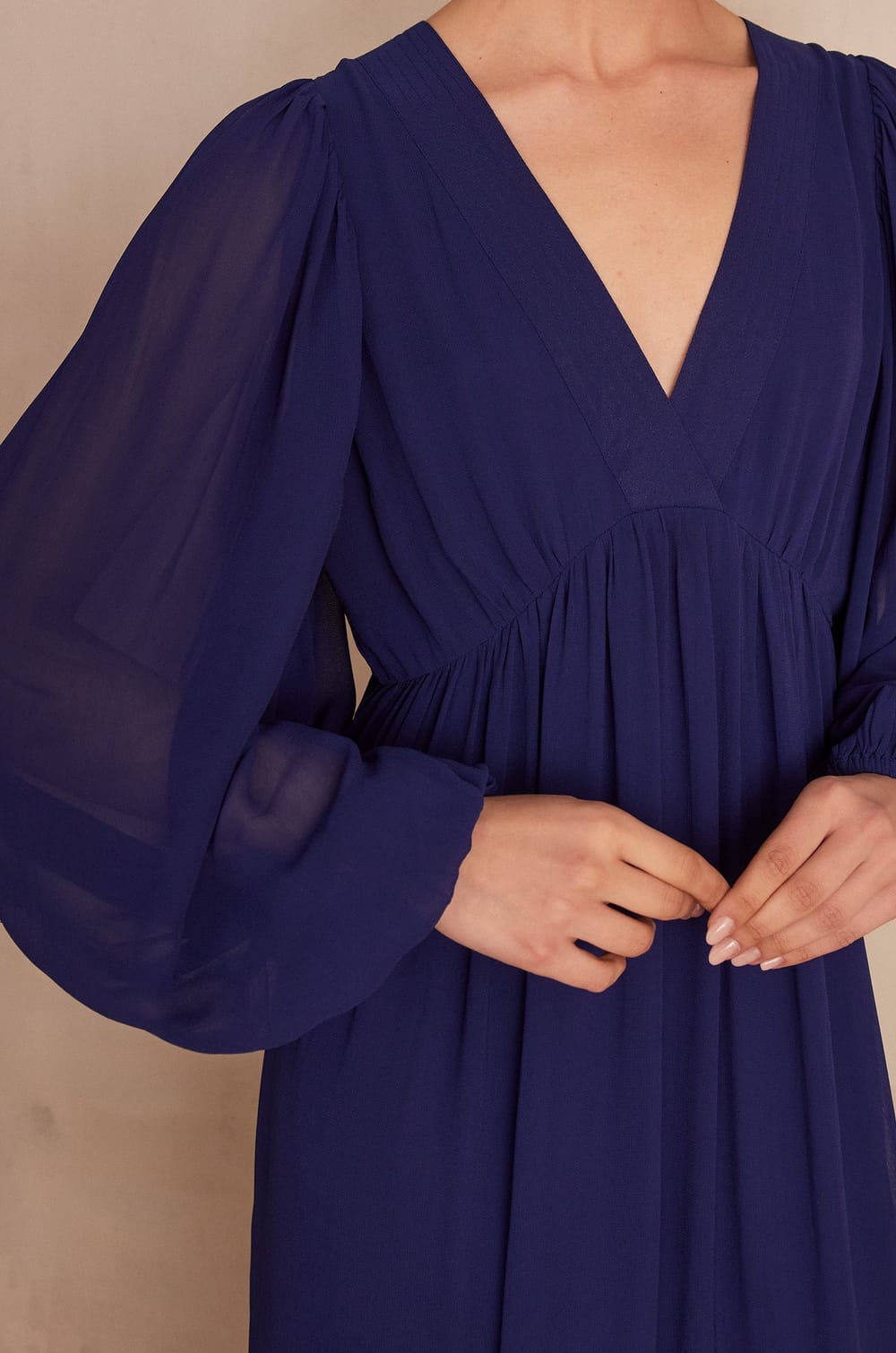 Robe LIVIA;${refinementColor}