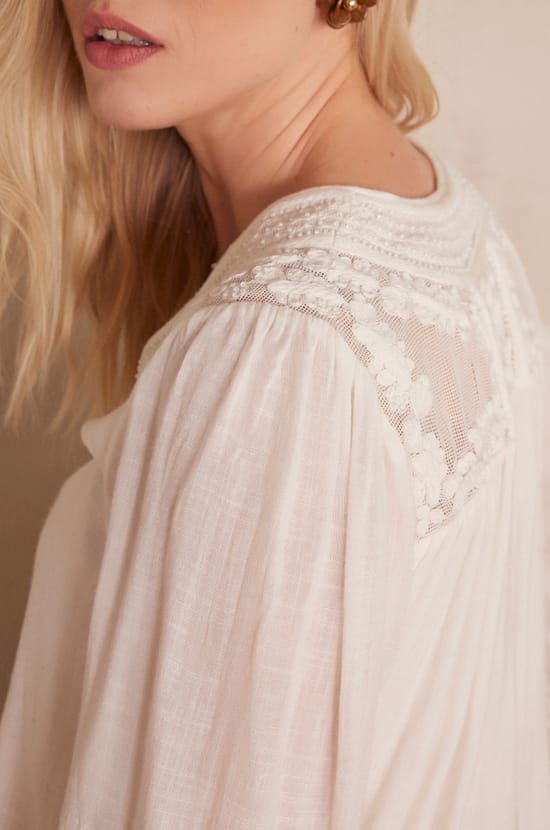 Blouse TAYLOR brod&eacute;e;${refinementColor}