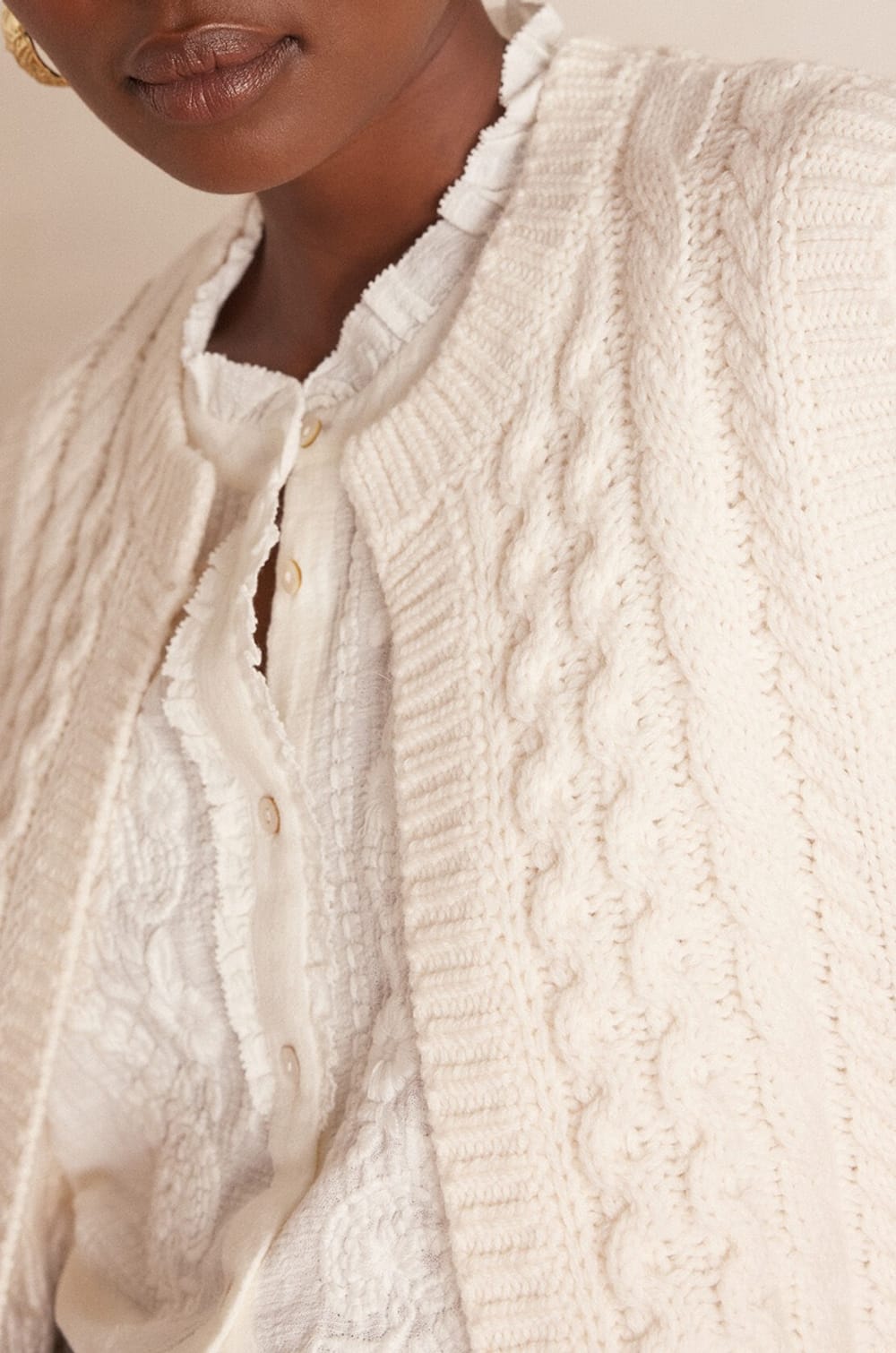 Gilet sans manches BIXENTE en laine torsad&eacute;e;${refinementColor}