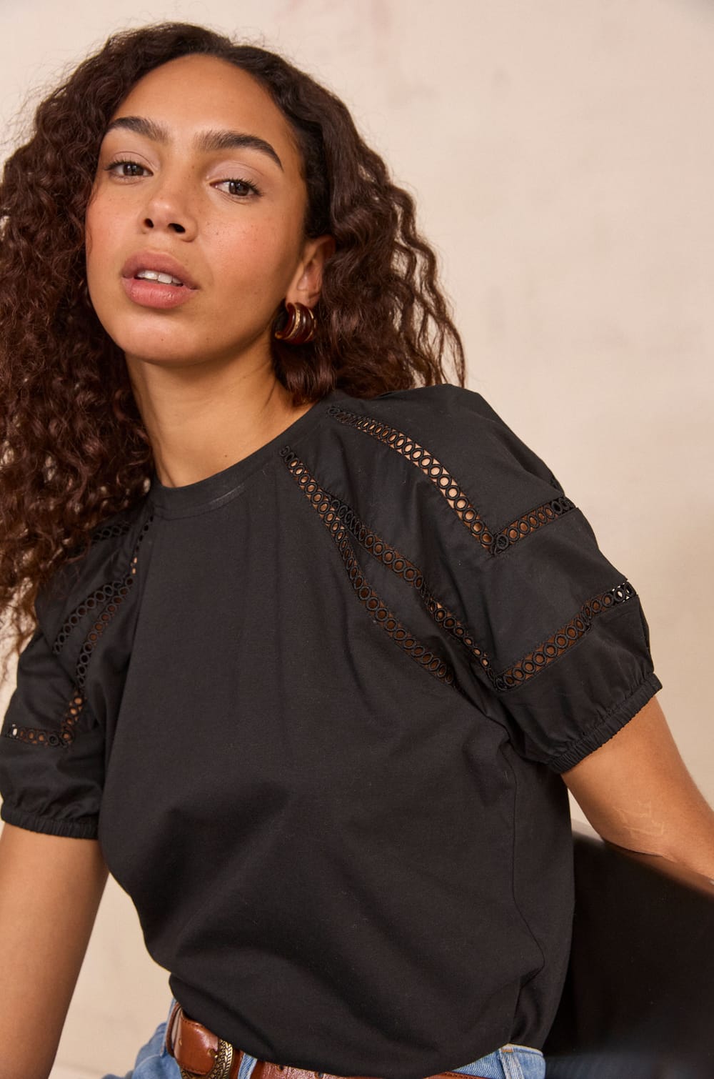 LEA balloon sleeve T-shirt;${refinementColor}